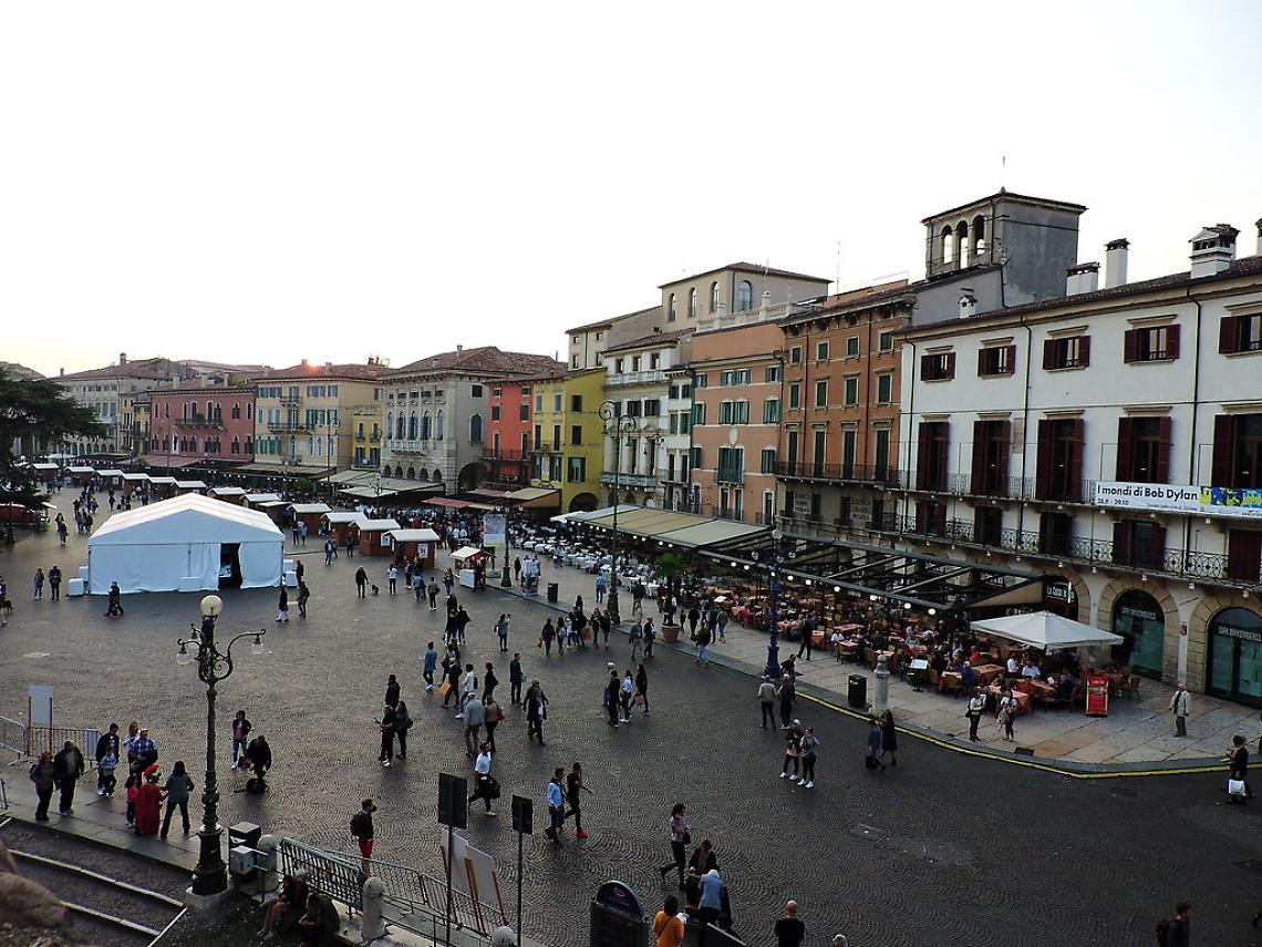 piazza bra verona