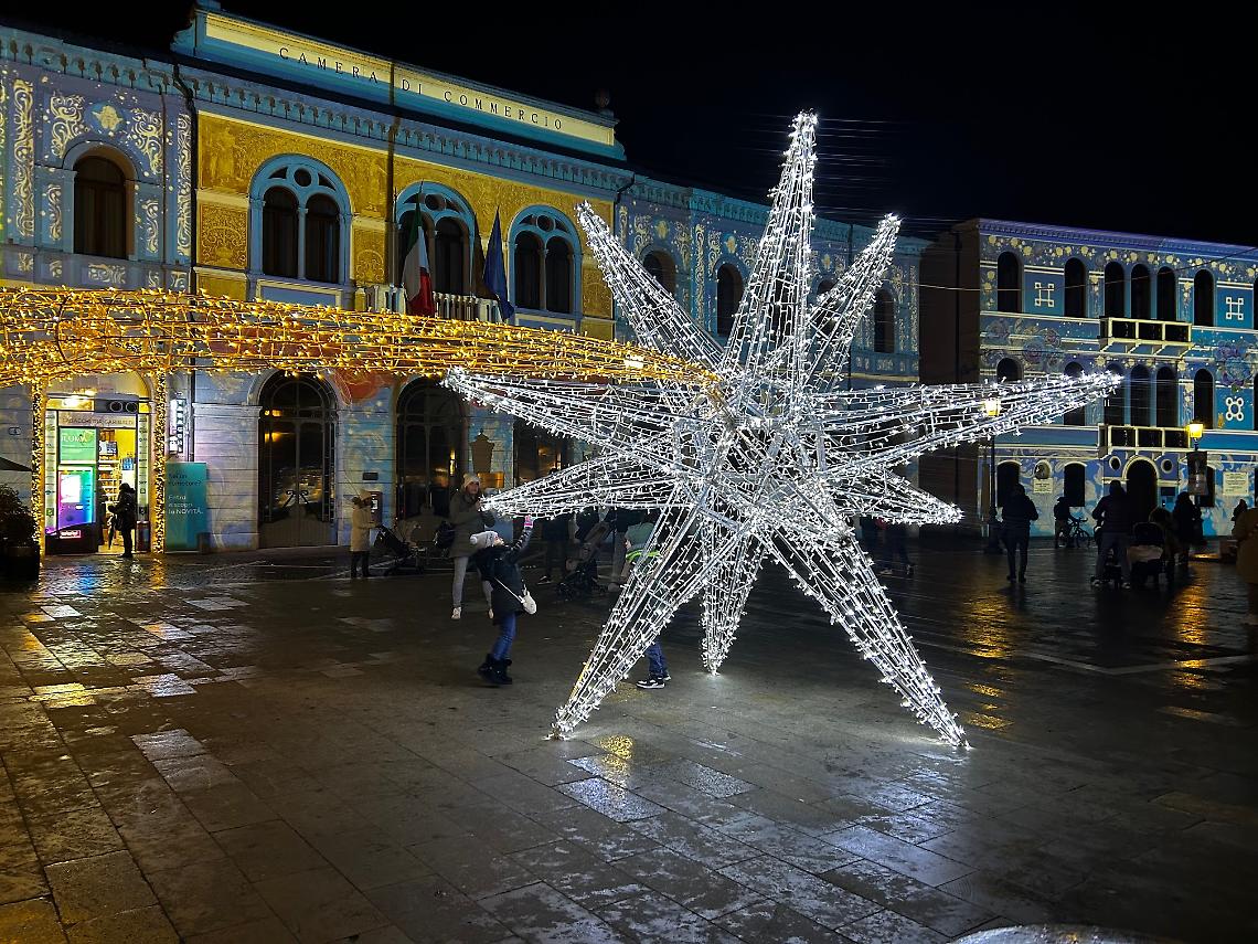 videomapping_rovigo_2023_piazza garibaldi (2)