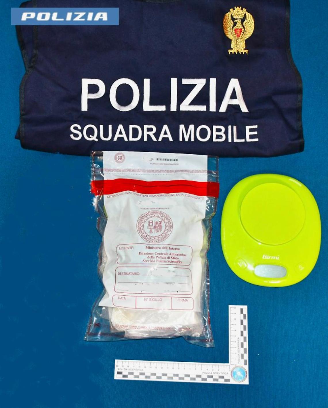 ARRESTO DROGA MOBILE (2)