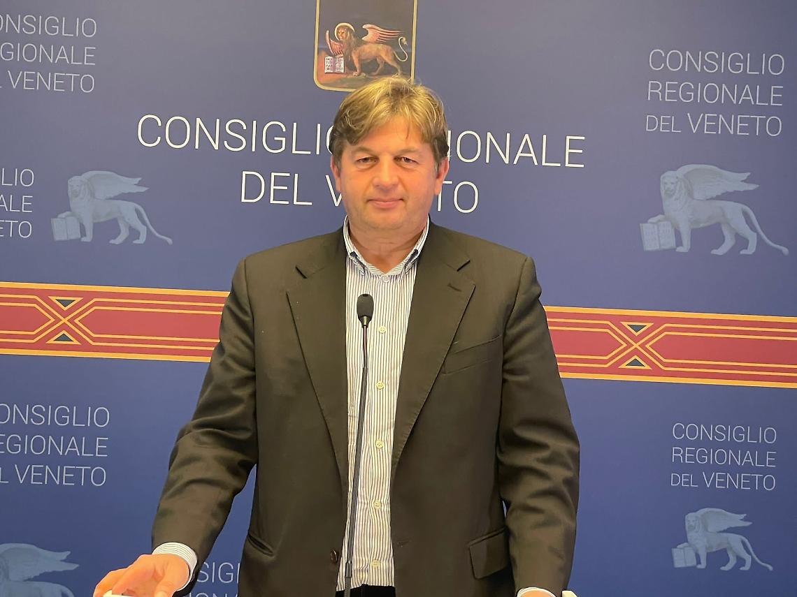 Sanità al collasso, Valdegamberi lancia l’allarme: “Liste d’attesa infinite, la vera emergenza è nelle nostre famiglie”