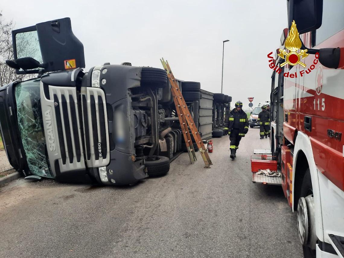incidente camion volpago (3)