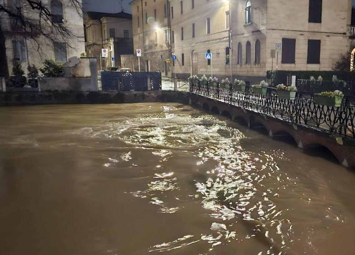 maltempo ponte furo tanta acqua