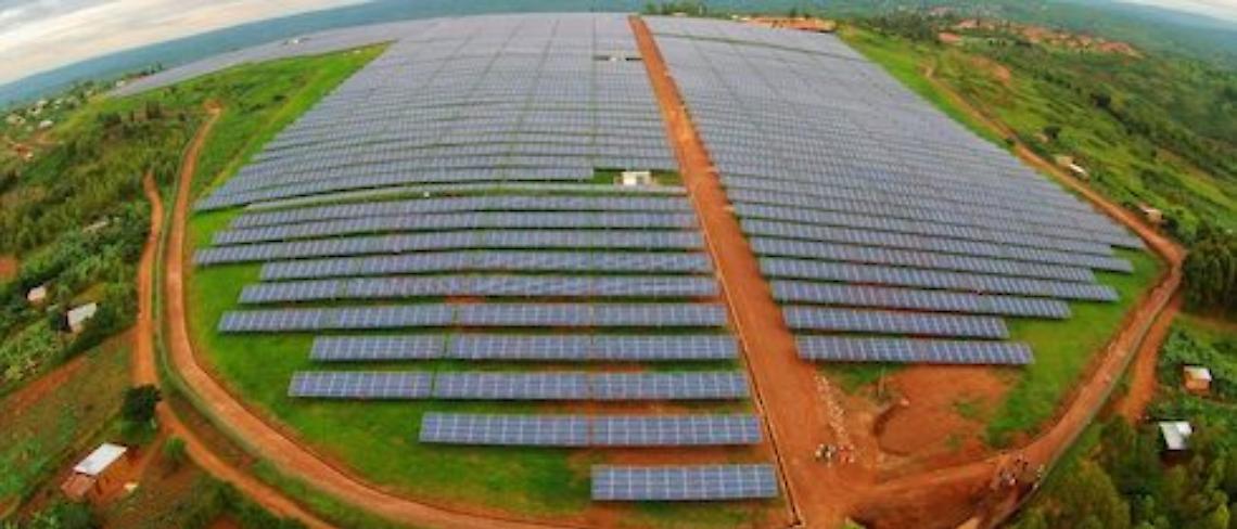 Fotovoltaico a Mogliano: un maxi impianto tra innovazione e polemiche