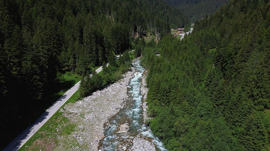 “Pedalare in Valbelluna”: il nuovo libro del Veses per scoprire il territorio sulle due ruote