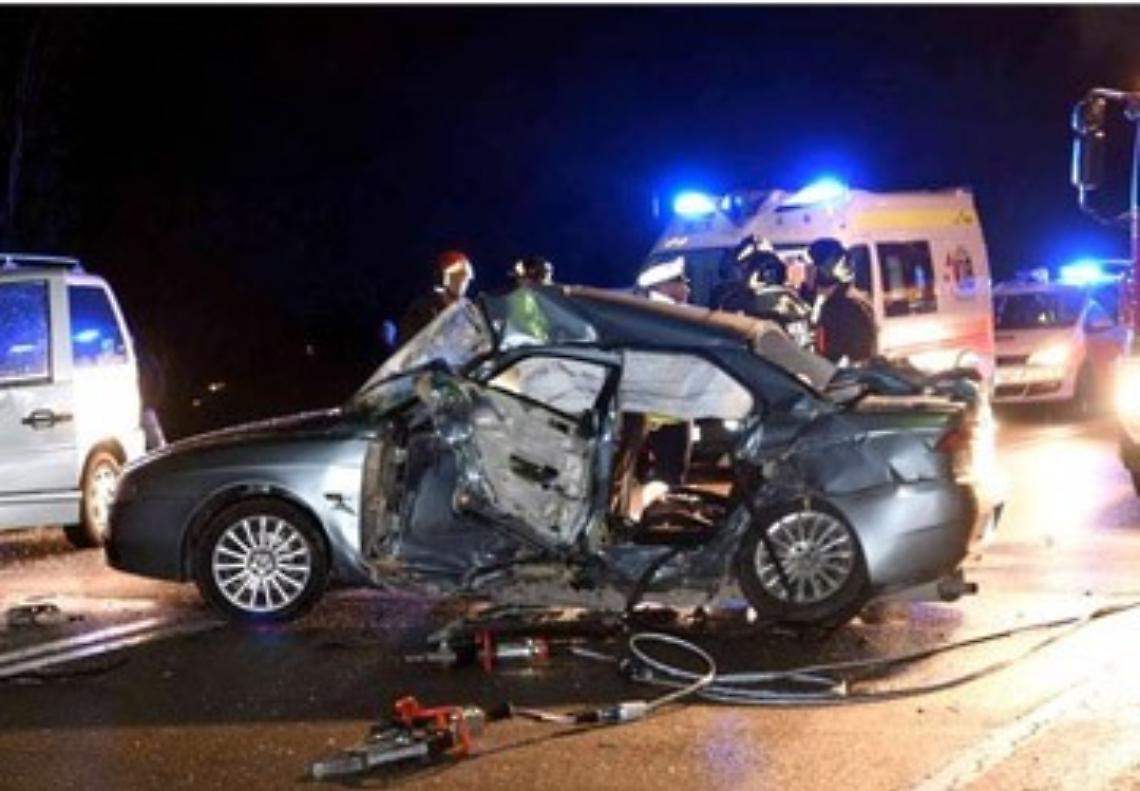 Tragico Incidente a Valeggio sul Mincio: due morti e due feriti in Codice Rosso