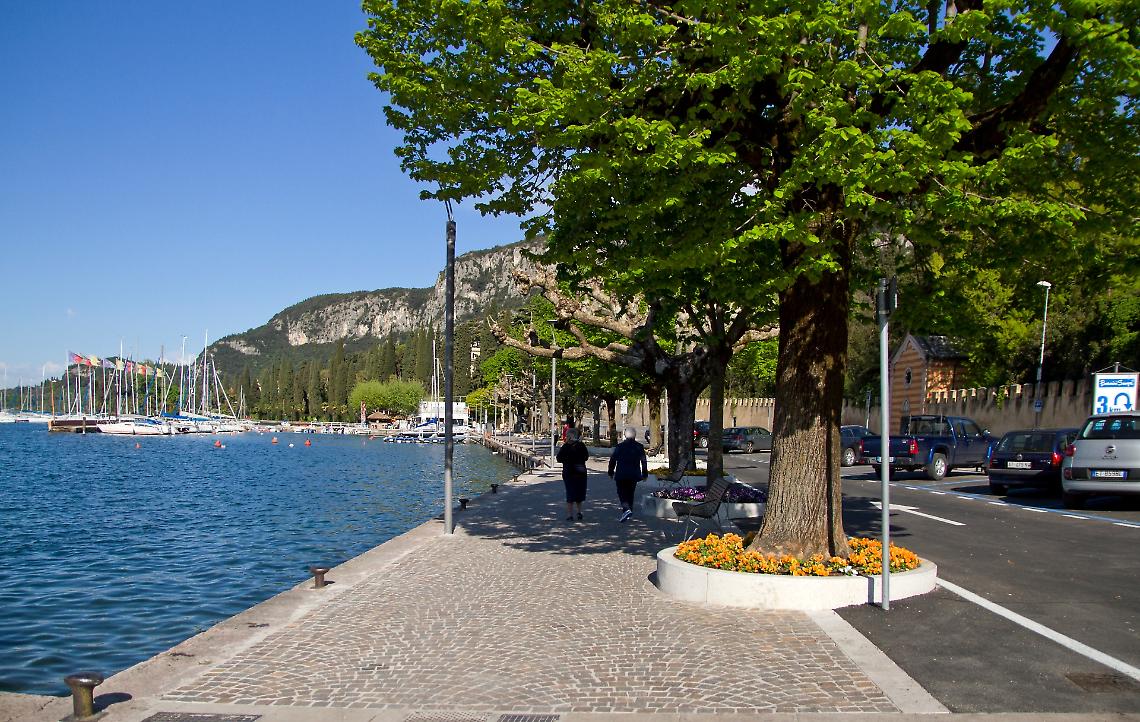 L'antica sagra di San Bernardo a Garda: tradizione, devozione e gastronomia
