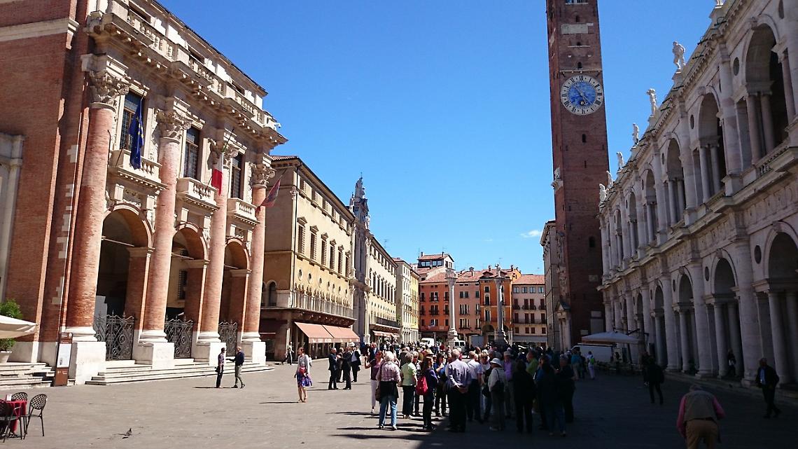 Occupazione abusiva dell'ex tribunale di Vicenza: tre denunciati dalla polizia