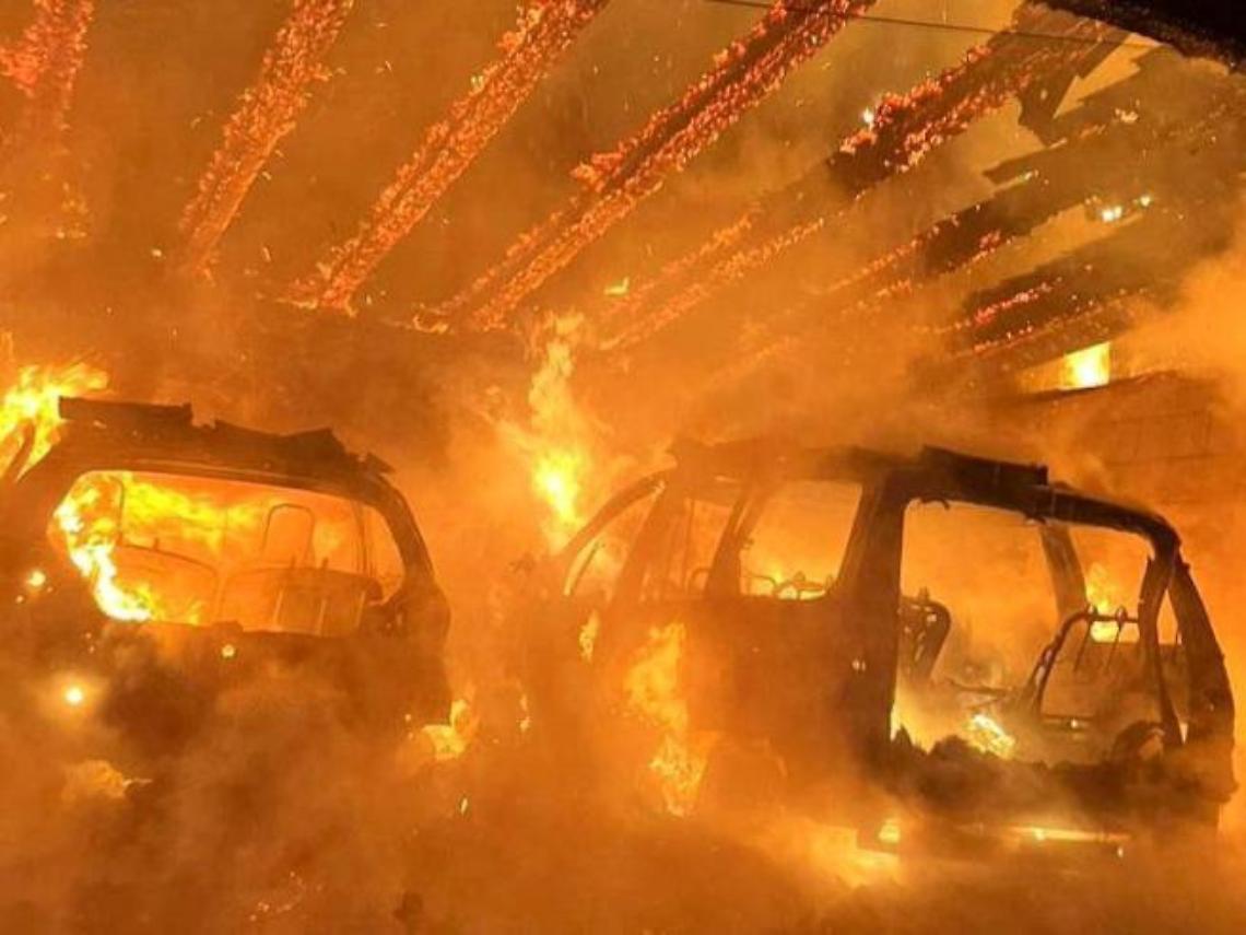 Incendio nella notte a San Zenone degli Ezzelini: distrutte due auto, indagini in corso