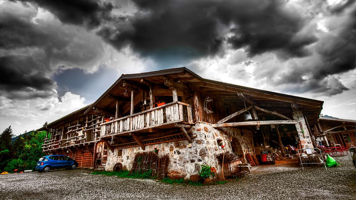 Colpo da 600mila euro in malga, arrestati padre e figlio dopo un anno di indagini