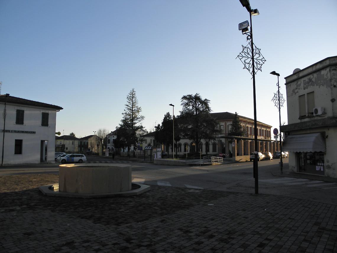 La chiusura di una bottega storica: addio alla premiata ditta Fratti & Pirani dopo un secolo di attività