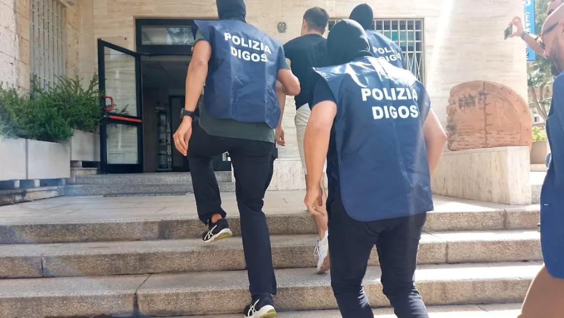 DIGOS