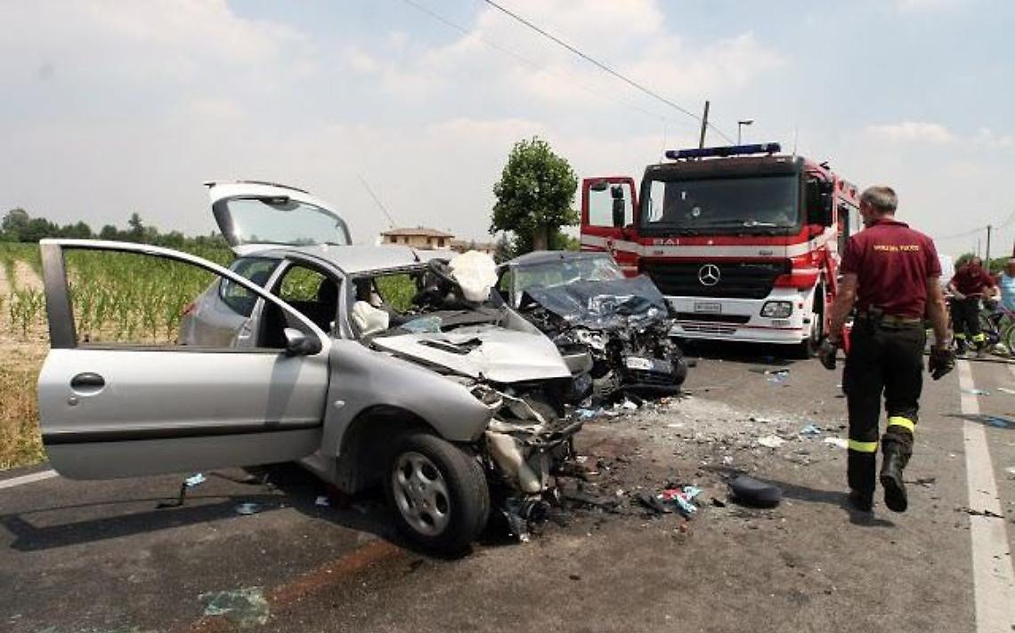 Oppeano, incidente fatale: scontro tra un furgoncino e un mezzo pesante