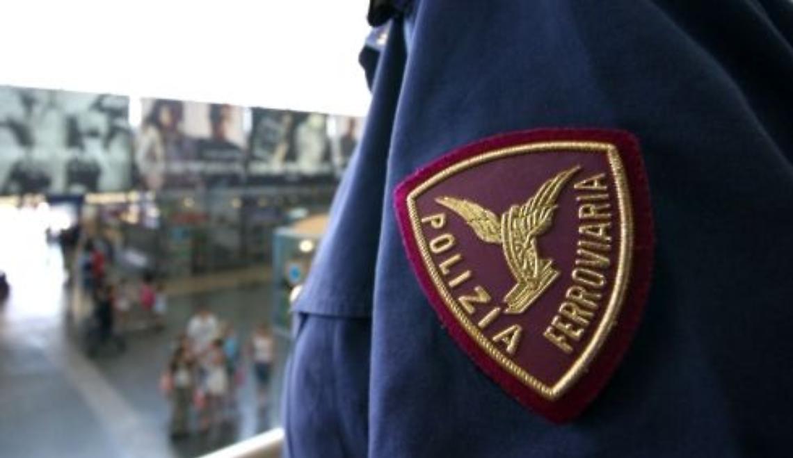 Venezia, arrestato a Mestre un giovane straniero per furto aggravato: la polizia ferroviaria in azione