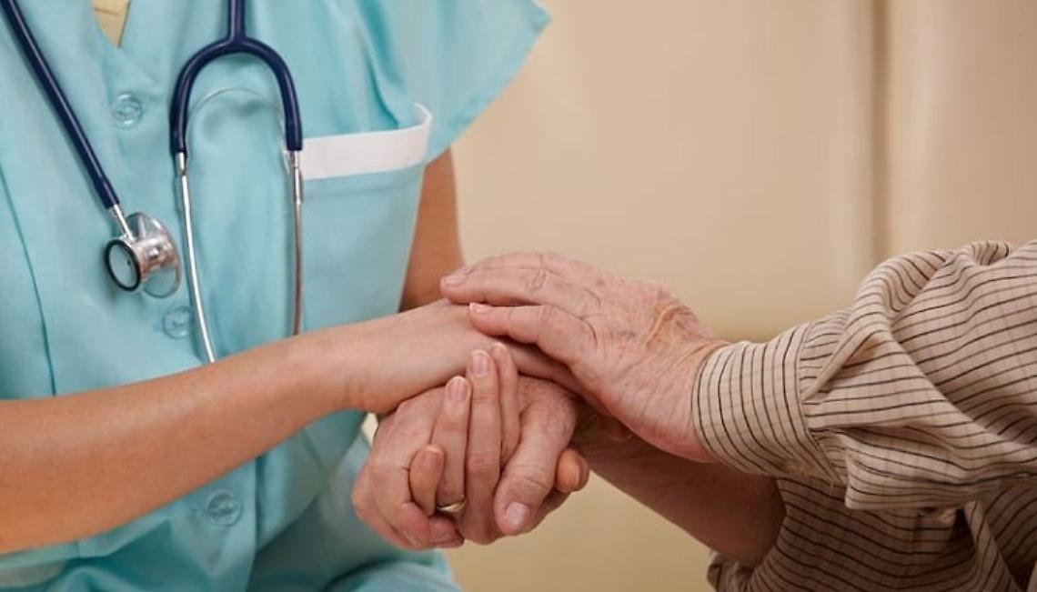 Case di riposo venete cercano operatori socio-sanitari in Sudamerica