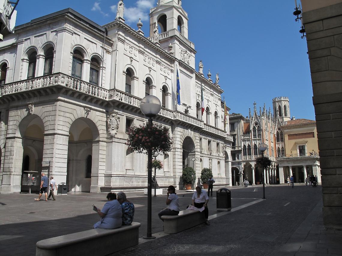 Comune di Padova: nasce l'albo delle famiglie accoglienti 