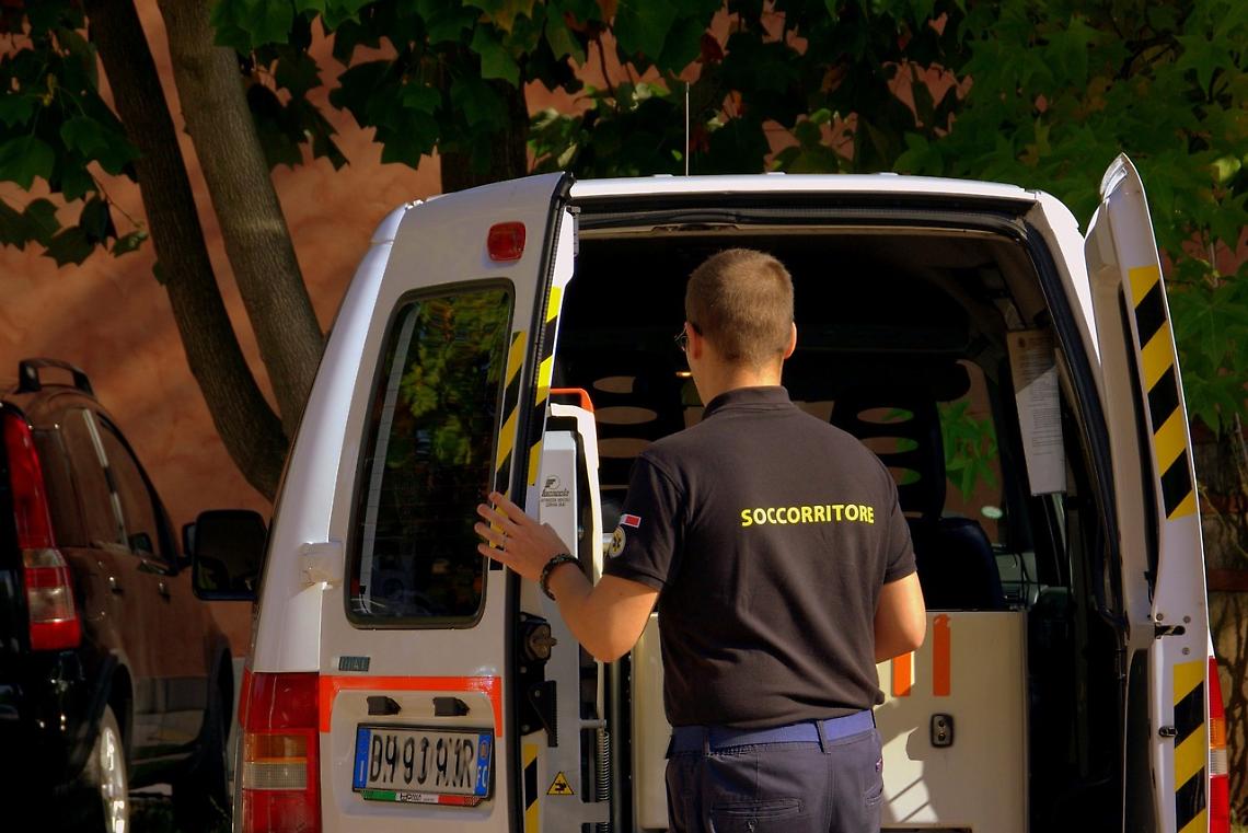 Grave incidente a San Martino di Lupari: studente in monopattino investito da moto