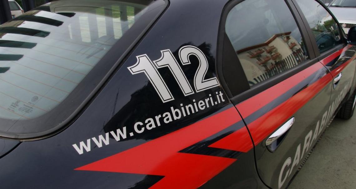 Abano Terme, 27enne trovato con hashish e marijuana in auto: denunciato dai Carabinieri