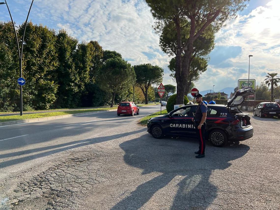 Padova, controlli a Mestrino: un 18enne denunciato per spaccio e porto d'armi