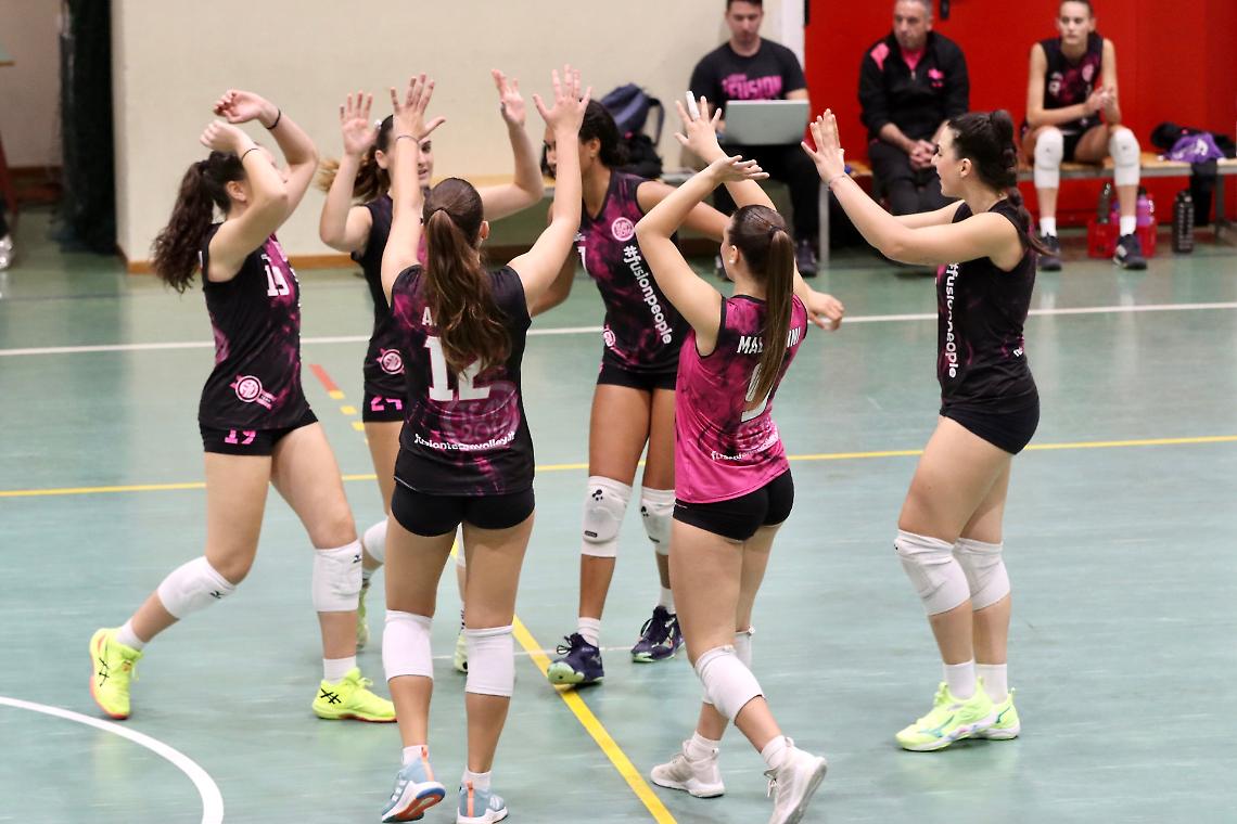 Fusion Team Volley