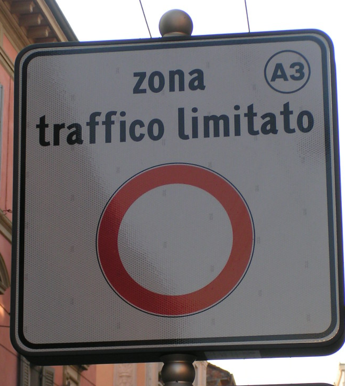 Ztl e Multe a Padova: Tra Sicurezza e Controversie