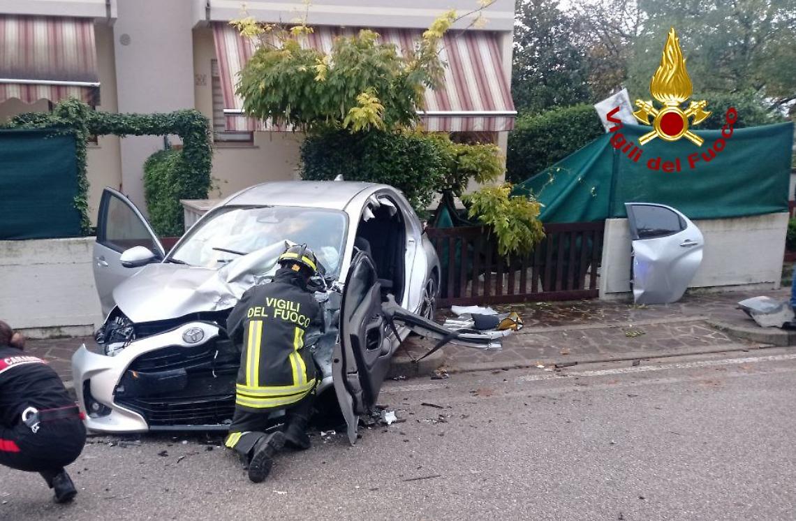 Ormelle: incendio di un cassone di cartone all’interno di un’azienda