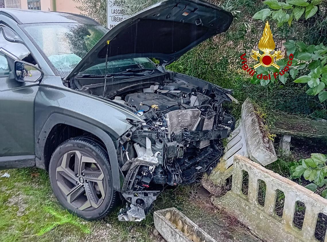 Schianto a Villanova di Camposampiero: tre feriti in un incidente tra due auto
