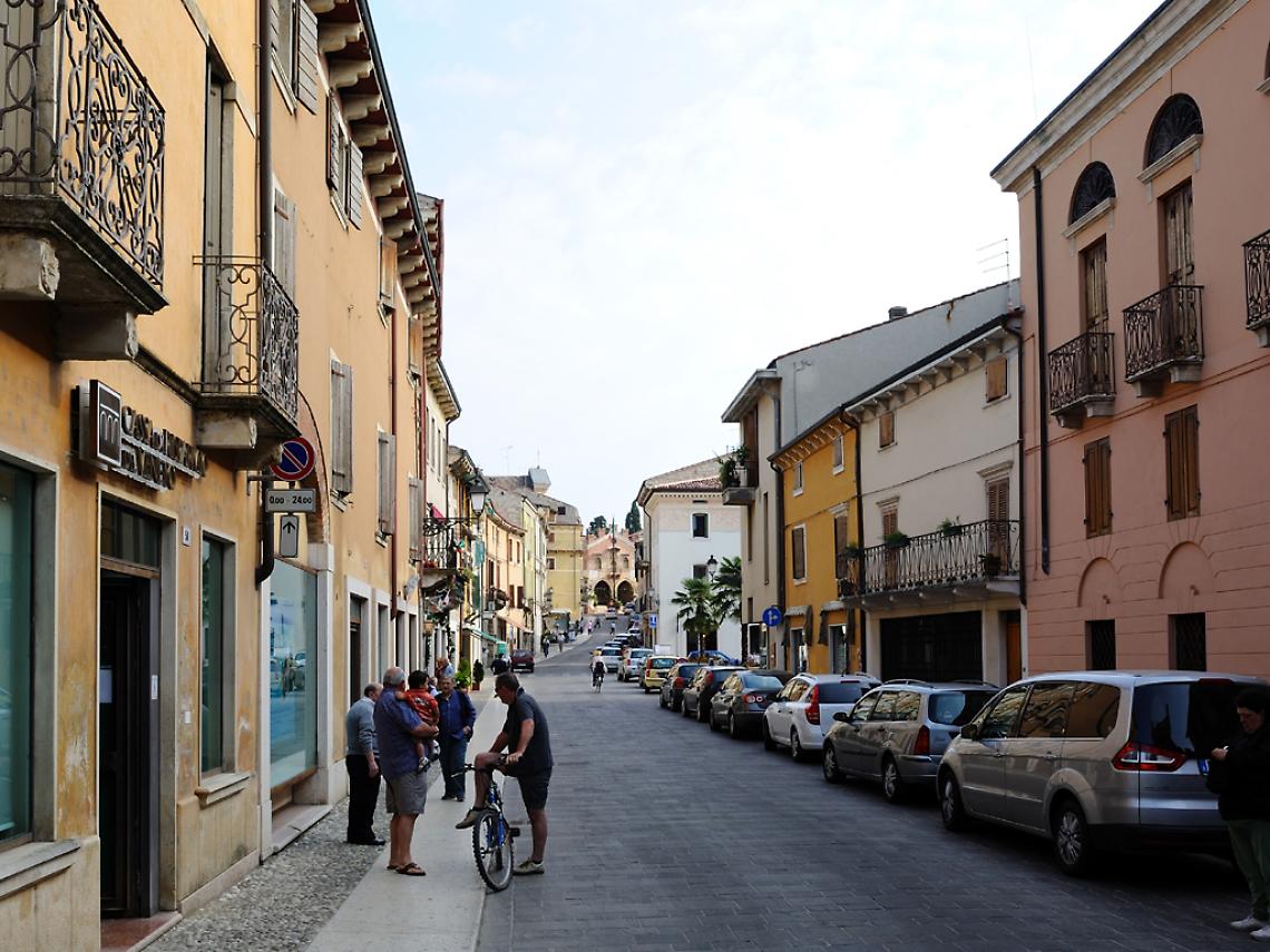 Soave: 700.000 Euro per la Sicurezza di Via San Lorenzo, tra Mobilità Green e Sfide Ingegneristiche