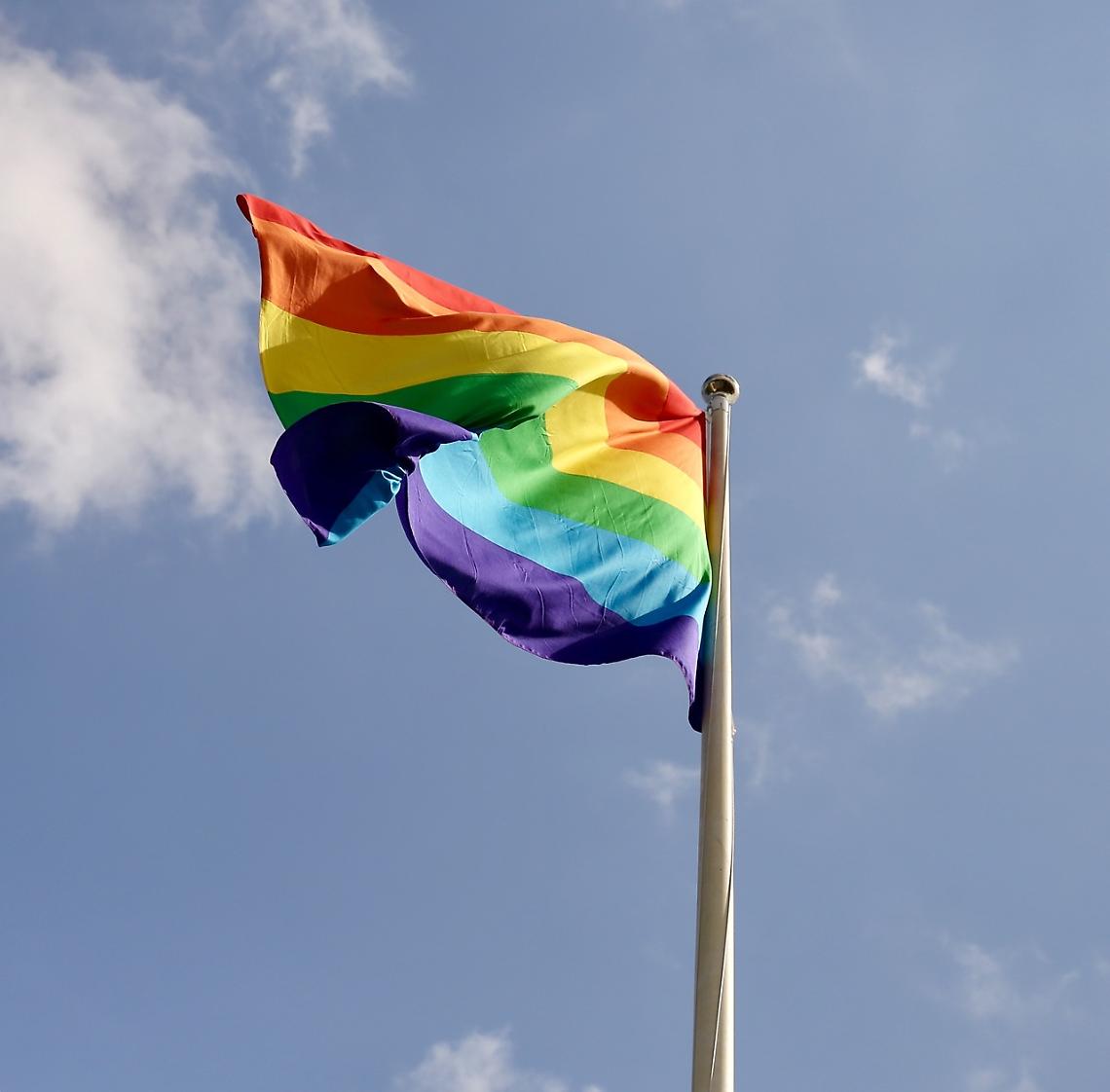 Maternità Arcobaleno: Eleonora e Giada, Storia di Coraggio e Amore in Italia