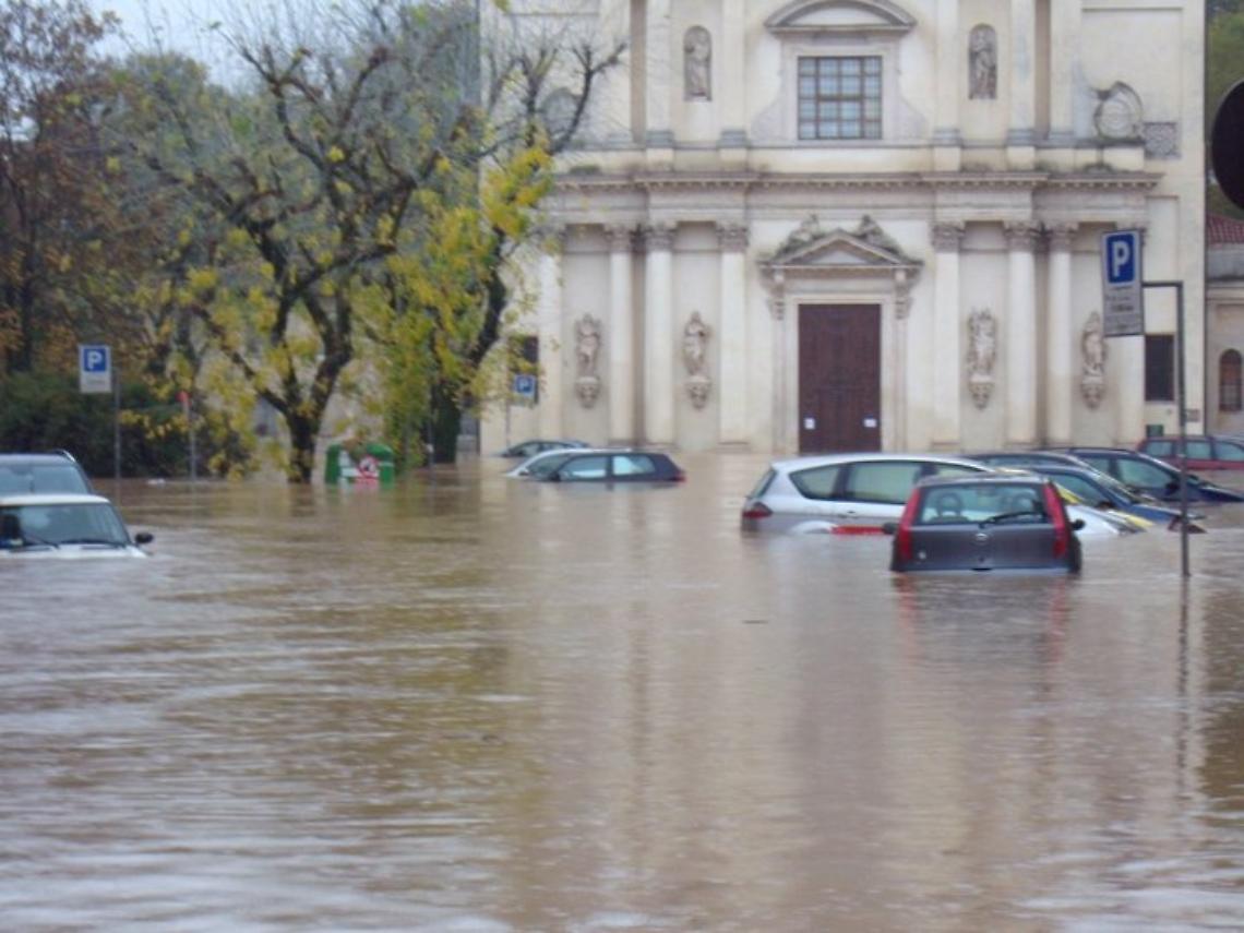 Padova si prepara all’emergenza: simulazione di un’alluvione per testare il sistema sanitario