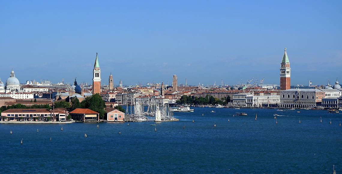 L'Accademia di Belle Arti di Venezia: Un Viaggio nel Teatro Contemporaneo