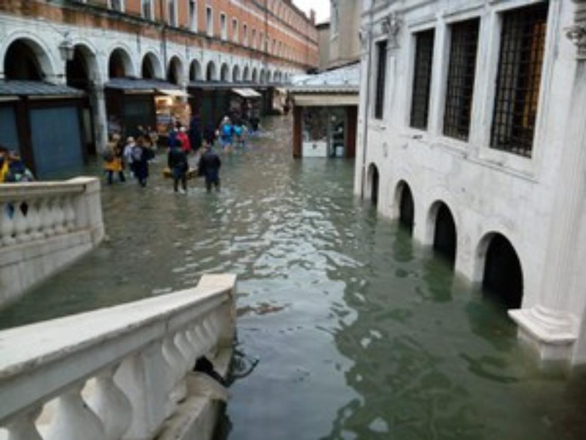 Cinque anni fa l’”Acqua Granda”. Zaia, “Dall’esperienze del passato un impegno della Regione che ha dato già risultati nei più recenti eventi atmosferici estremi”