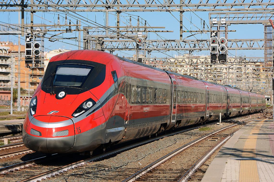 Veneto, Trenitalia potenzia il regionale: pi&ugrave; treni, pi&ugrave; comfort e ritorno dei collegamenti diretti