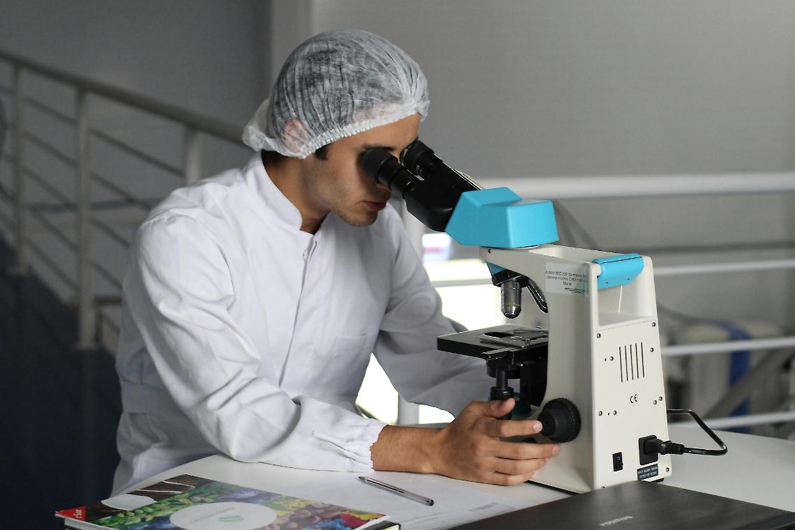 Chirurgia robotica al Policlinico Abano: due giorni di formazione per gli urologi