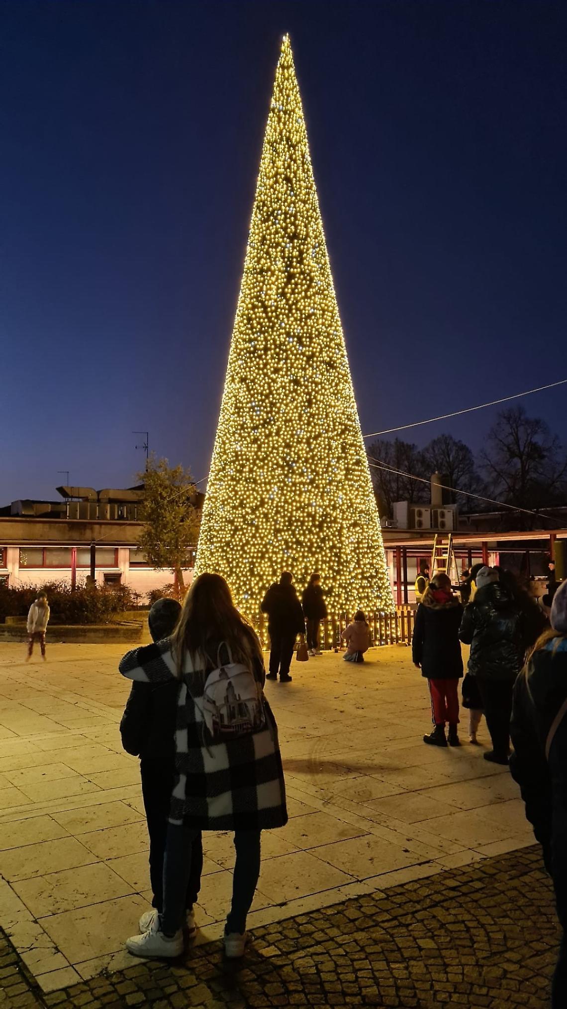 Veneto, la magia del Natale tra borghi illuminati, presepi viventi e mercatini storici