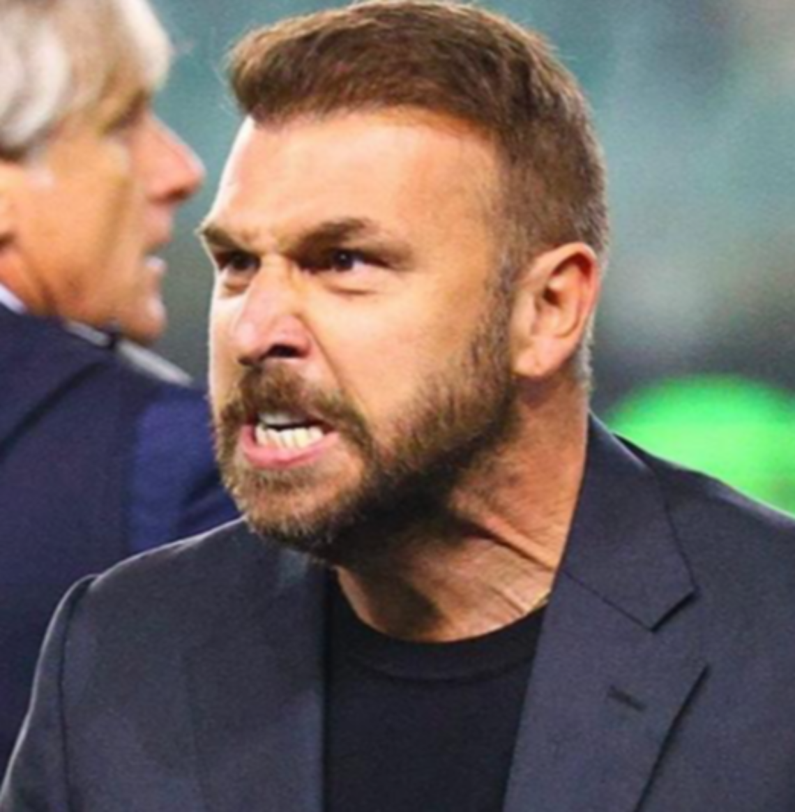 Il Verona cerca la reazione d'orgoglio: Zanetti carica i suoi per la sfida contro il Cagliari