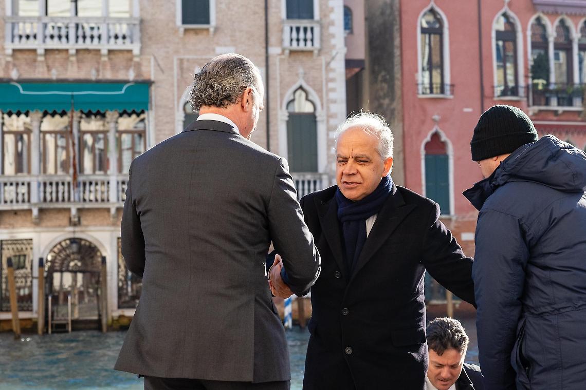 Piantedosi accolto da Zaia