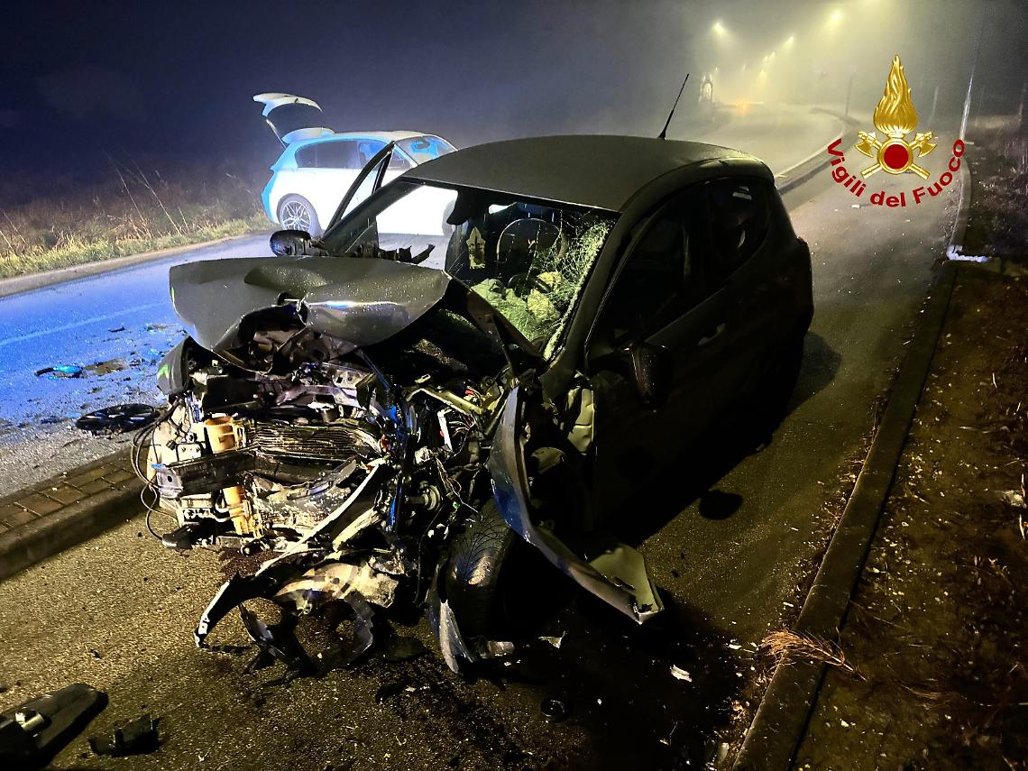 Frontale a Piombino Dese: due feriti nella notte