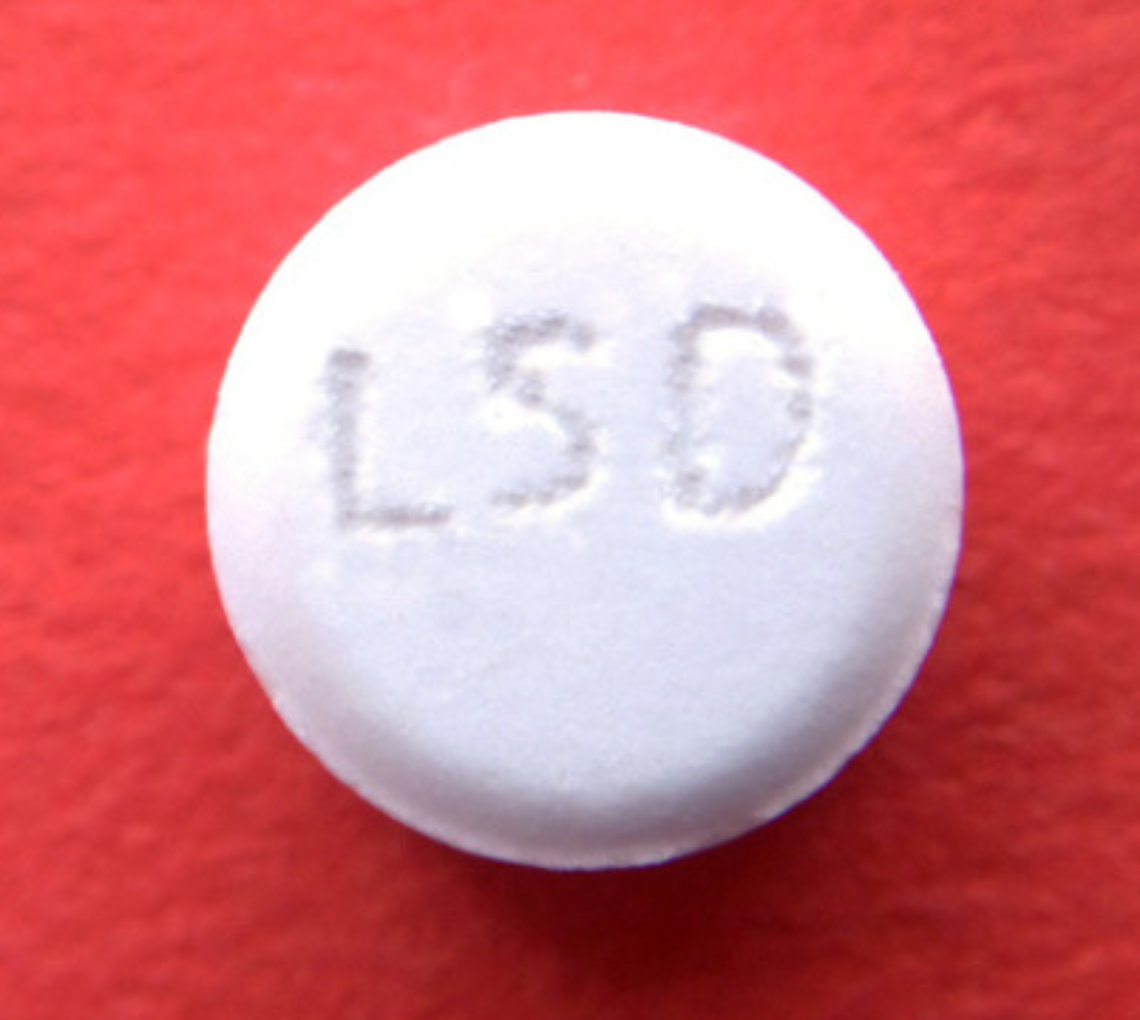Nascondeva l’LSD nel frigorifero, arrestato 50enne di Belluno