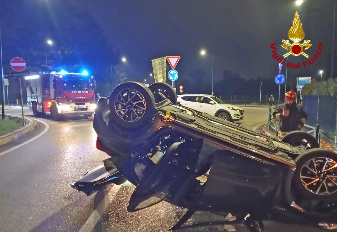 Villorba, scontro tra due auto: una persona ferita