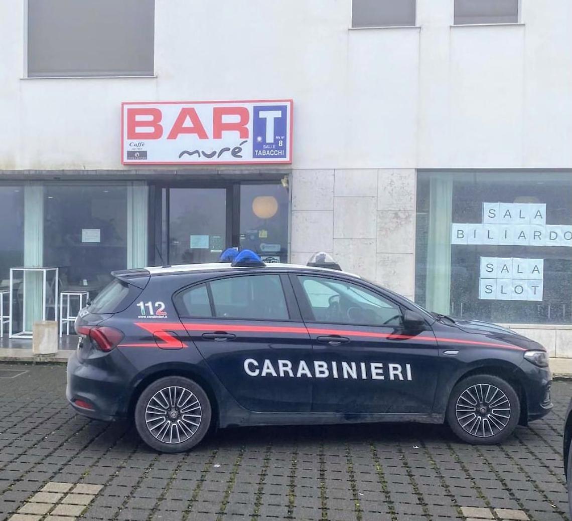 Scoperto dai Carabinieri, tenta di disfarsi dello spinello: 24enne denunciato a Loreggia