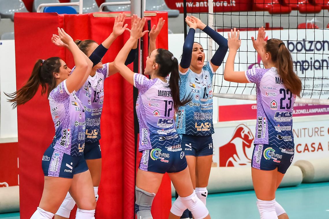 Banca Annia Padova in festa: oggi l&rsquo;abbraccio dei tifosi al PalAntenore