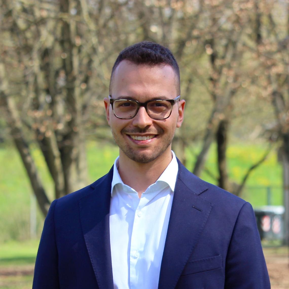 "Ponte San Nicolò: Presentato il Nuovo Calendario per la Raccolta Differenziata, Verso una Gestione Rifiuti Innovativa e Condivisa"
