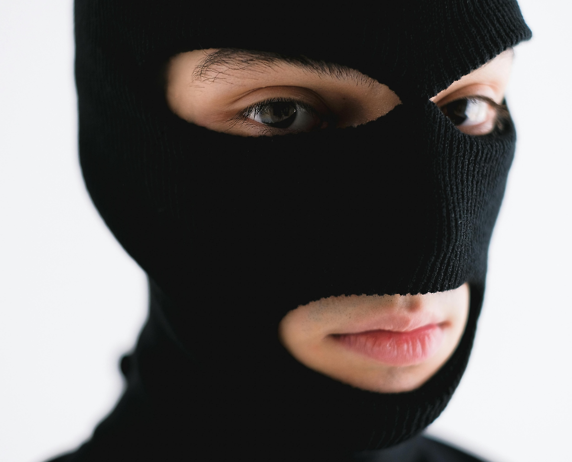 Altivole: scoperto un ladro con 29 identit&agrave; false grazie ai Ris di Parma