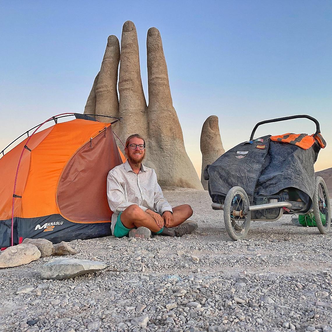 Il Giro del Mondo a Piedi: L'Audace Impresa di Nicolò Guarrera