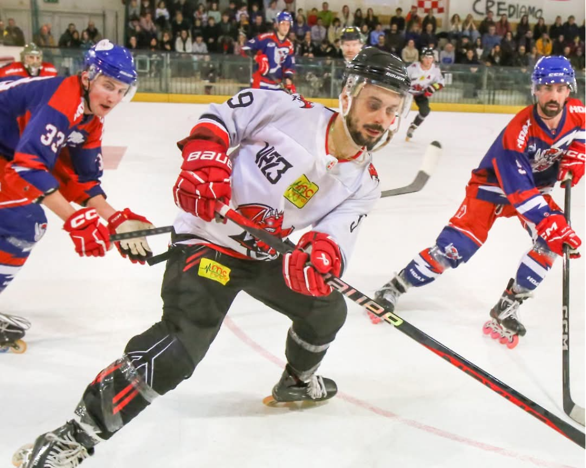 Andrea Delfino di Vicenza Hockey MC Control