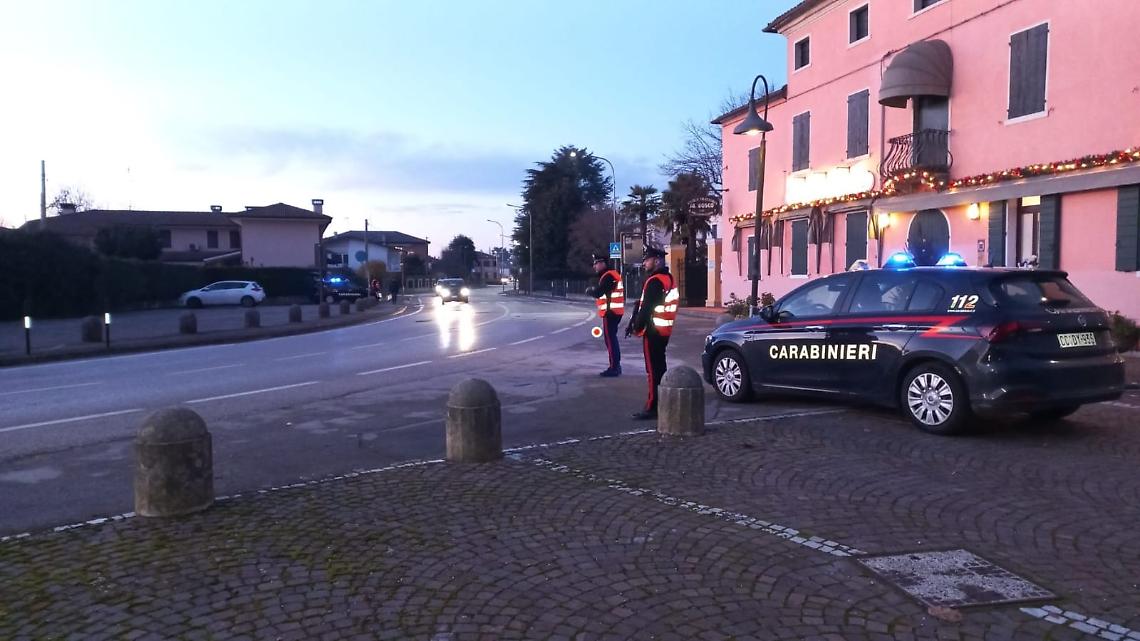 Guida con patente falsa a Sant'Angelo di Piove di Sacco: denunciato 41enne
