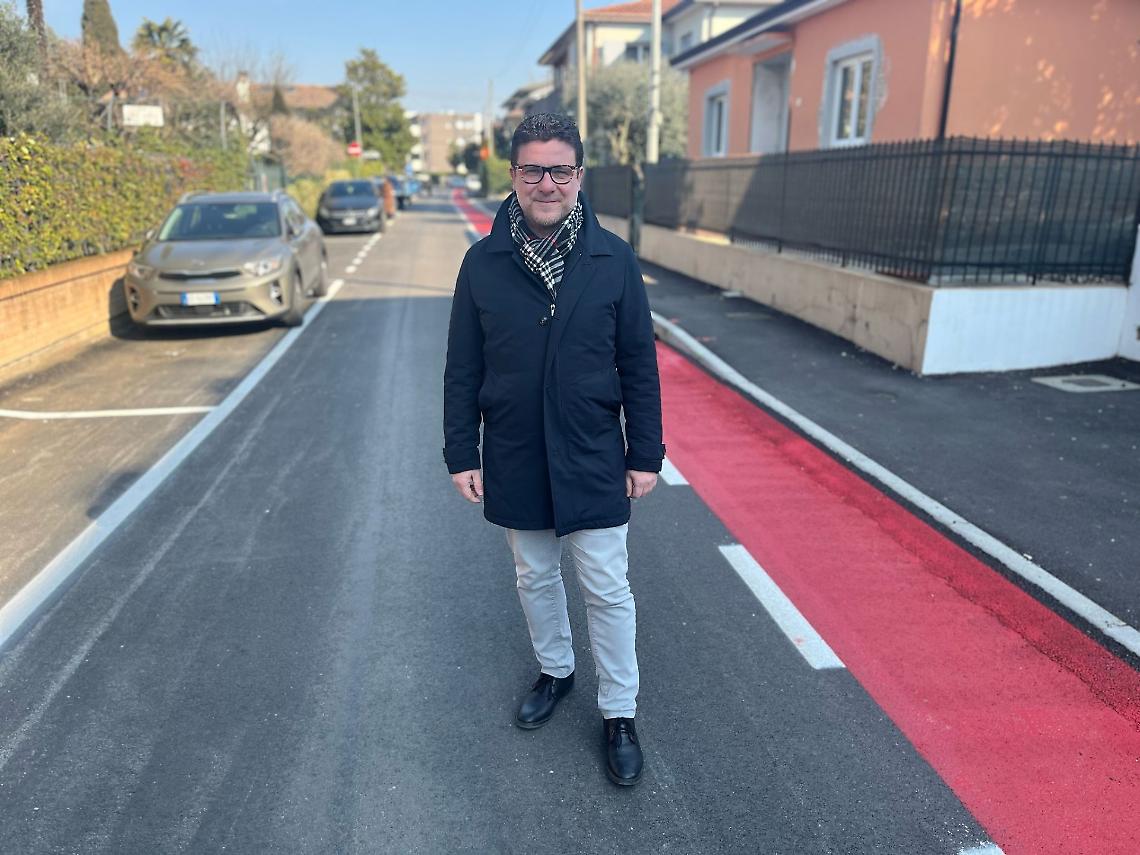 Rinnovamento urbano: completati lavori di manutenzione in Via del Giglio per una città più sicura e Ordinata