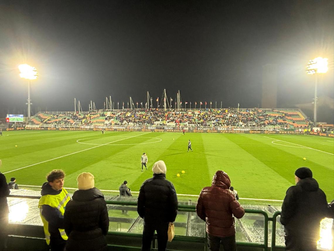  Il Venezia FC ribadisce il proprio impegno per la crescita a lungo termine: "La lotta per la salvezza continua"