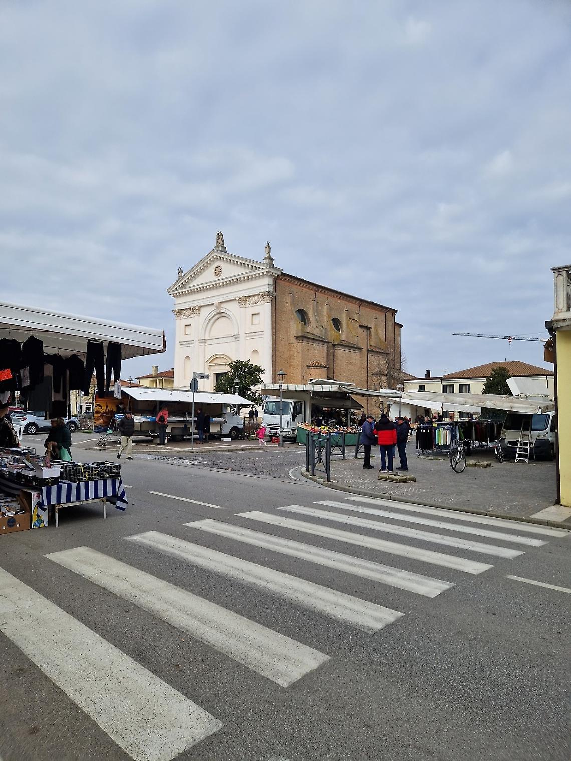 Mercato di Donada