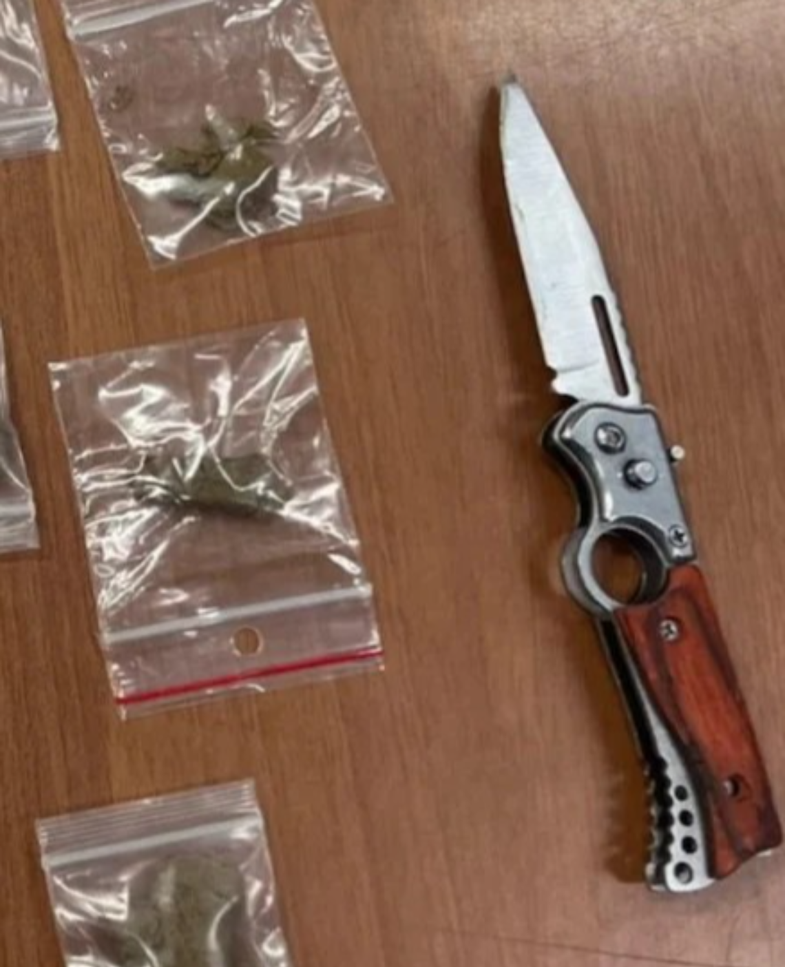 Vicenza, controllo della Polizia Locale nei parchi: sequestrati un coltello e una pipetta per crack